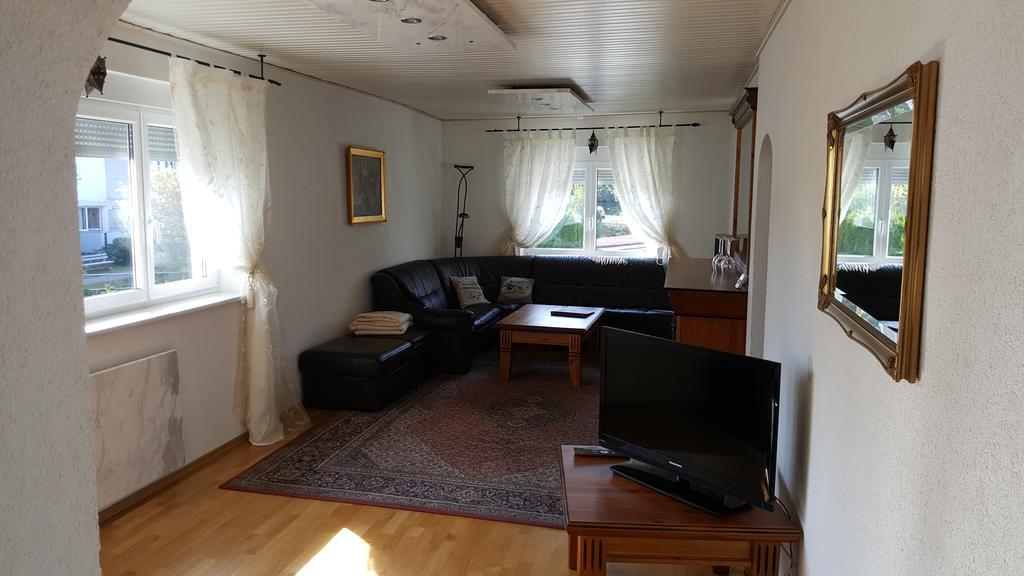 Burgauer Hof Leilighet Eksteriør bilde